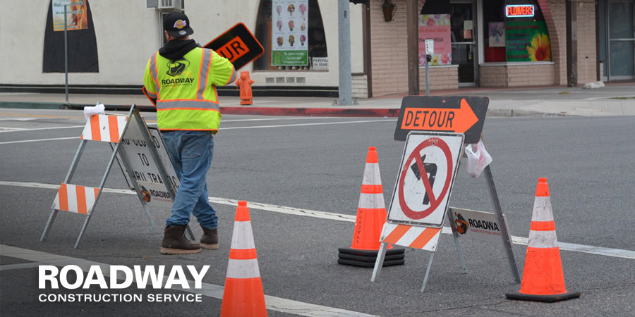 roadway construction traffic control detour management